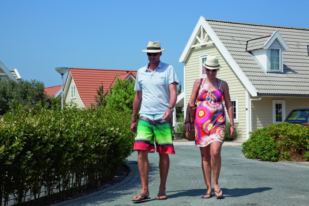 Roompot Duynparc De Heeren Van 'S Gravensande นาลด์ไวค์ ภายนอก รูปภาพ